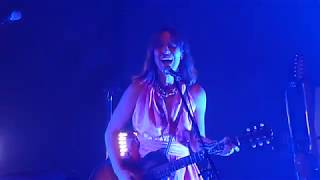 Feist-A Commotion-Blitz-2017.11.20