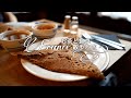 【パリ食散歩Vlog】具材は何でしょう？Campagnardeというクレープ😋天使がいるブティック👼カフェ巡り【Montmartre】