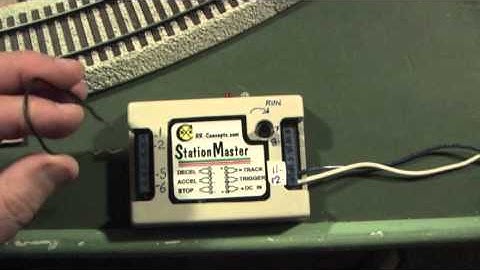 664-2/4: RR Concepts StationMaster Automatically Controls 2 S-Gauge Trains | AutoControls.org