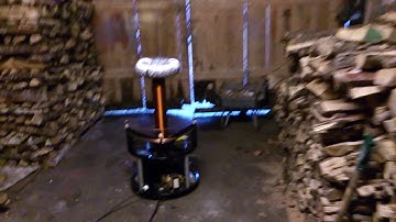 Rotating spark gap Tesla Coil from microwave transformers (3)