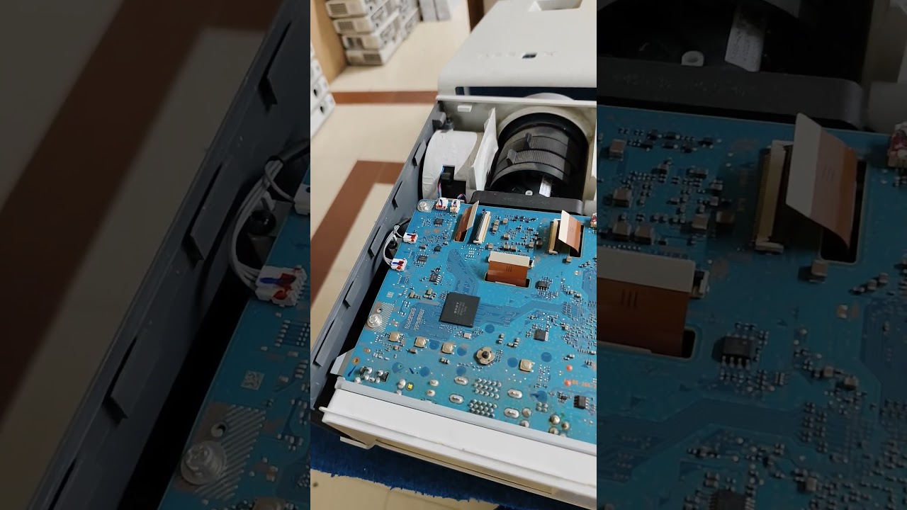 Sony projector LCD prism change # Sony projector service# Sony vpl-Ex255