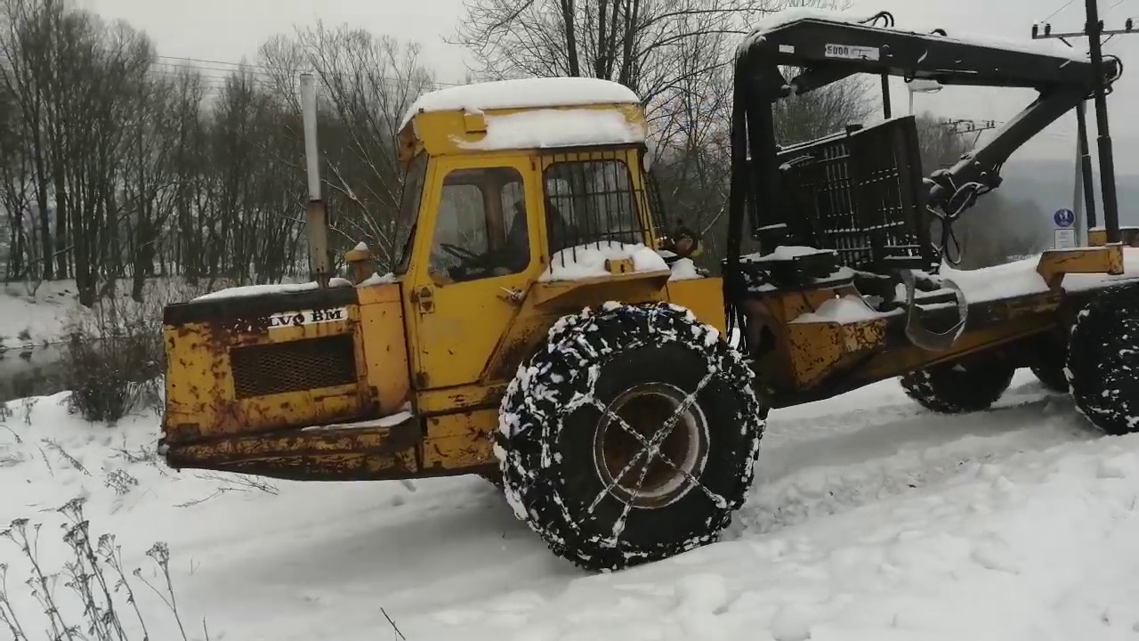 Volvo BM SM 868 Crossing The River