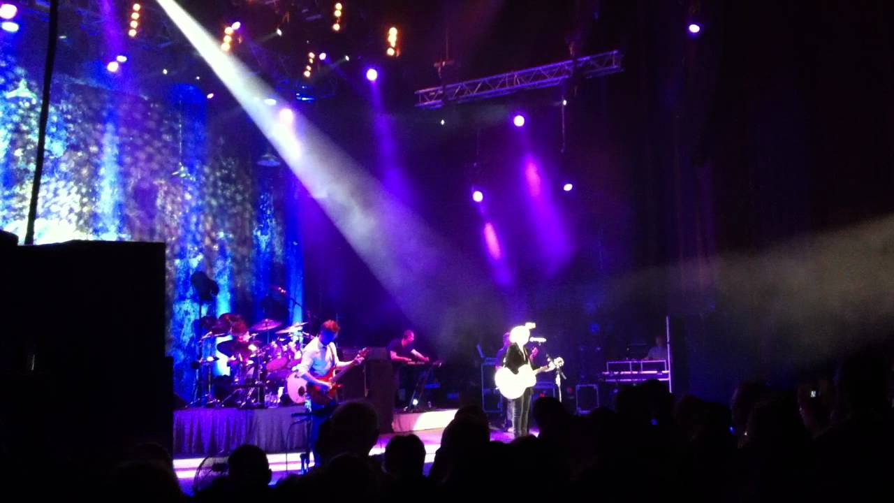 The Cranberries Dreaming my Dreams Hammersmith Apollo 2012 YouTube