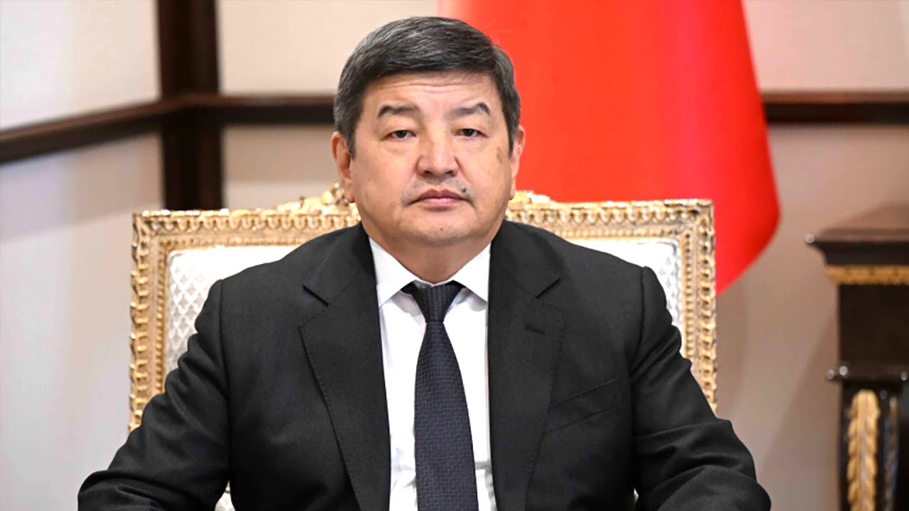 Акылбек Жапаров призвал кыргызстанцев включить спорт в повседневную жизнь