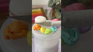 Mini rainbow macarons tutorial 🌈✨