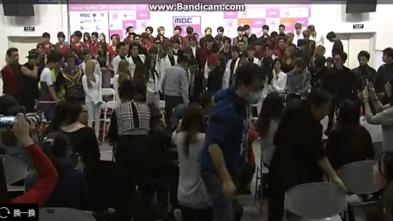 All Artists- Photo taking @ KMV Beijing Press Conference