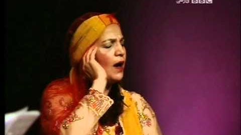 Maryam Akhondy sings tahrir (intro of traditional Tehranian song) آواز همایون