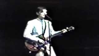 Video thumbnail of "Talking Heads - The Book I Read (outtake Stop Making Sense)"