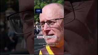 'No Kings' protest outside Buckingham Palace