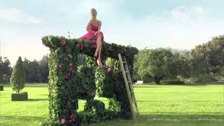 Рекламный ролик Escada Especially Delicate Notes (Эскада Эспешели Деликат Нотес)