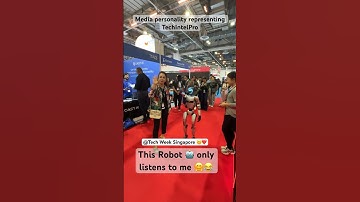 I’m at Tech Week Singapore #2025 #robot  #listentome #viral #trending #shorts