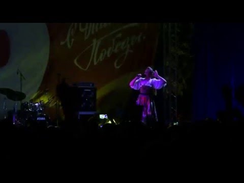 Марина Девятова "Едут, едут по Берлину наши казаки" .09.05.2016 г.Тушино.