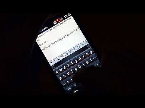 Type Faster with ShapeWriter | Pocketnow