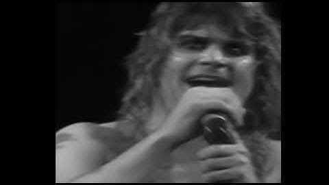 Ozzy Osbourne & Randy Rhoads flying high again live 1982