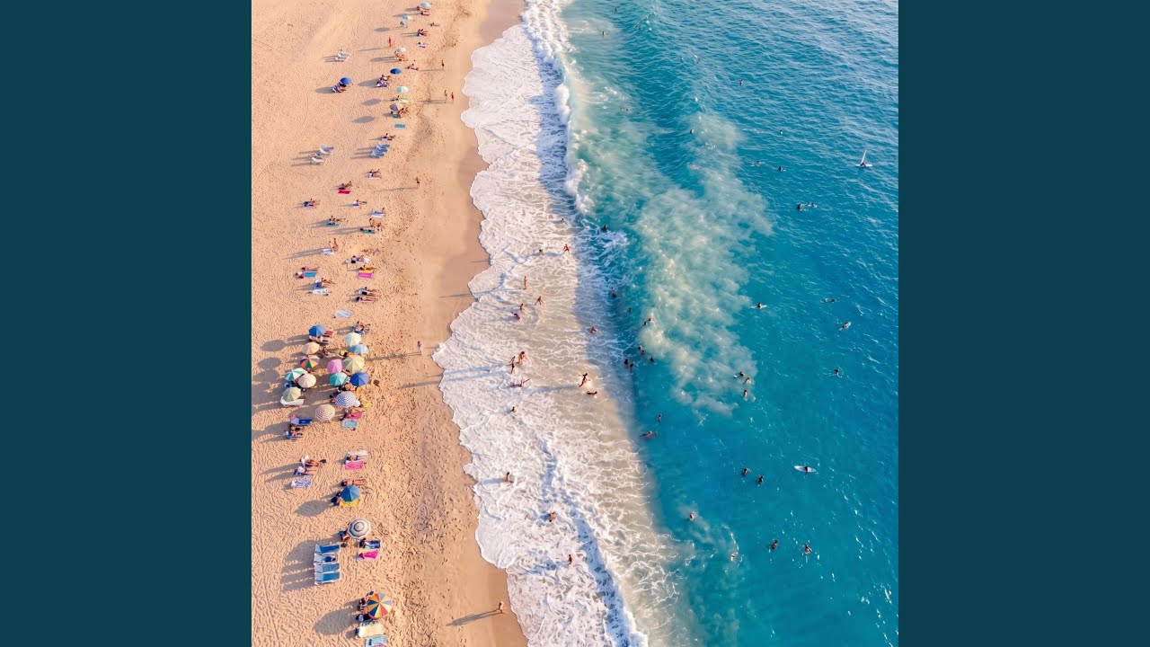 Guarda Chasing Waves Together su YouTube Guarda Chasing Waves Together su YouTube