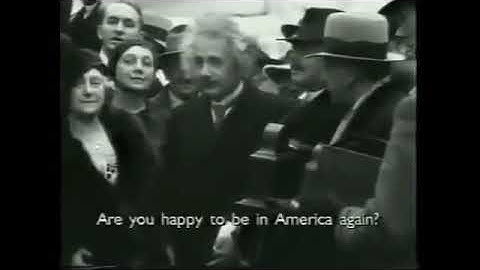 Einstein cracks joke