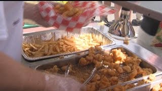 Fort Myers Beach Shrimp Festival brings thousands to island
