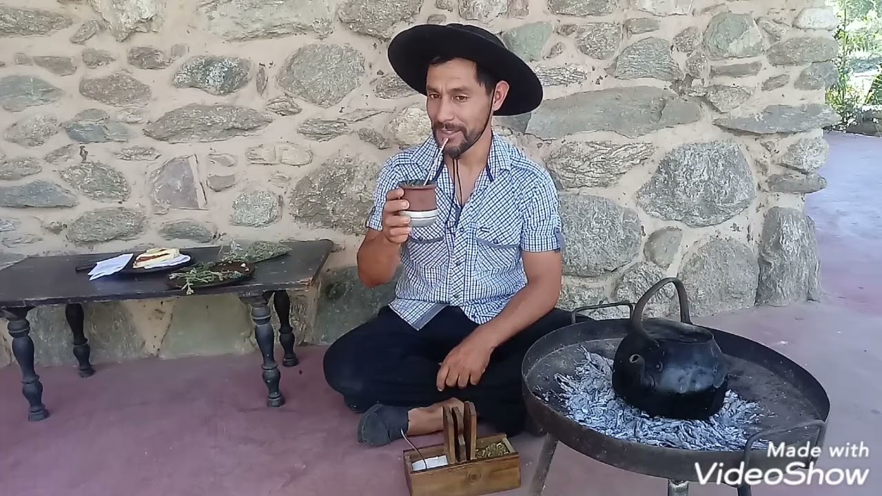 Como preparar mate dulce con yuyitos serranos... Martin Campero