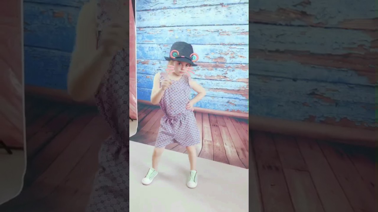 La Noche Entera performed by Carina