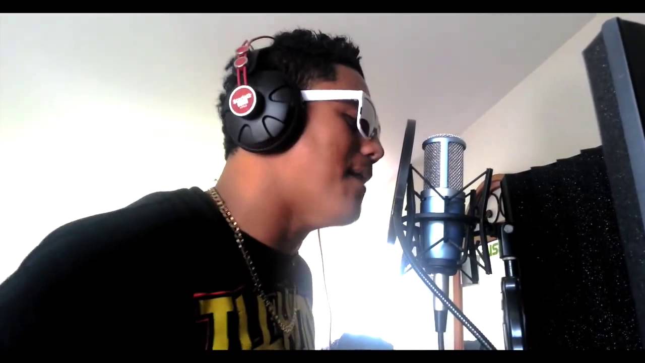 "REPLAY"-cover by BoomBullet.