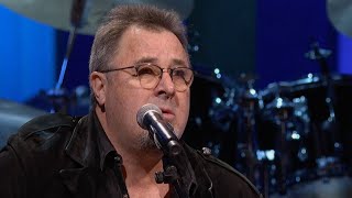 Vince Gill Chokes Back Tears Tributing Kenny Rogers chords