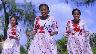 ZIMEJAA   KWAYA YA MT  THERESIA WA MTOTO YESU   LUHANGA DAR ES SALAAM