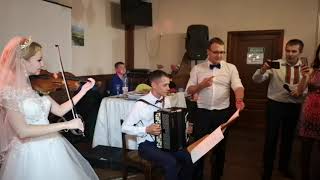 Скрипка и баян на свадьбе Павел и Марина 17 августа 2019 г. Йошкар-Ола Скрипка и баян на свадьбе Павел и Марина 17 августа 2019 г. Йошкар-Ола