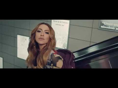 Hadise'nin en güzel. Tarafı  (farkımız var)