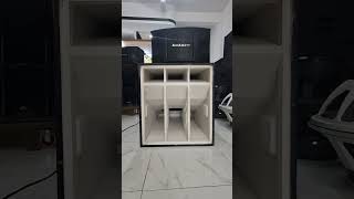 Yang Ingin Memanjakan Telinga Pakai Box Ini