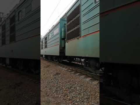Электровоз ВЛ80 на