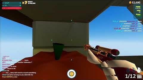 Shell Shockers ELITE map  bug or glitch ?