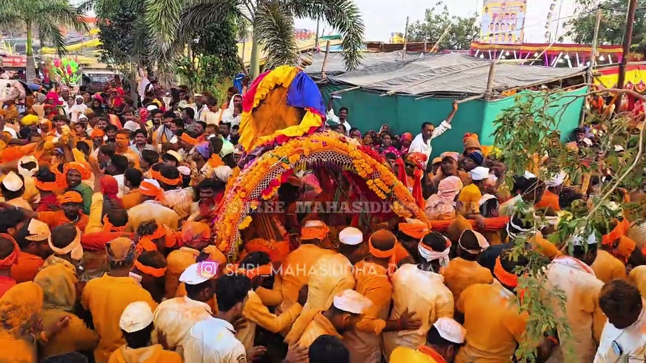 #Chatti Jatri 2025 मुम्मेट गुड्डा जालगेरी अमोघसिद्ध व डोणज महासिद्ध यांची पालखी भेटी#bijapur 