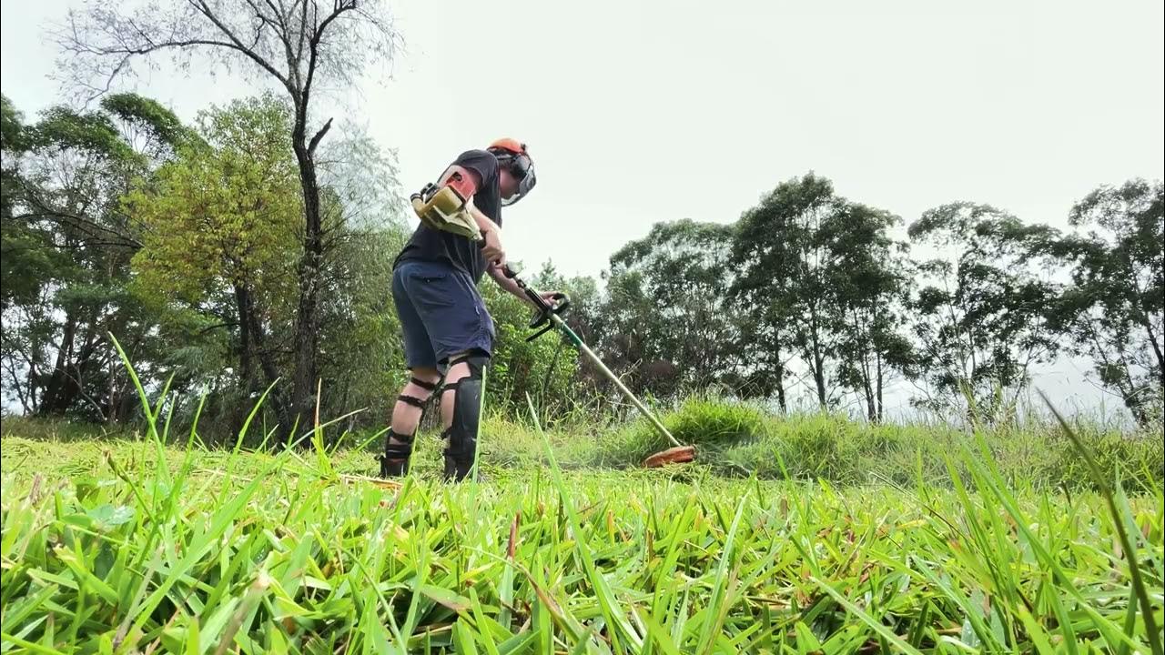 Brushcutting job with the STIHL FS 85 R Whipper Snipper with the Metal Blade YouTube