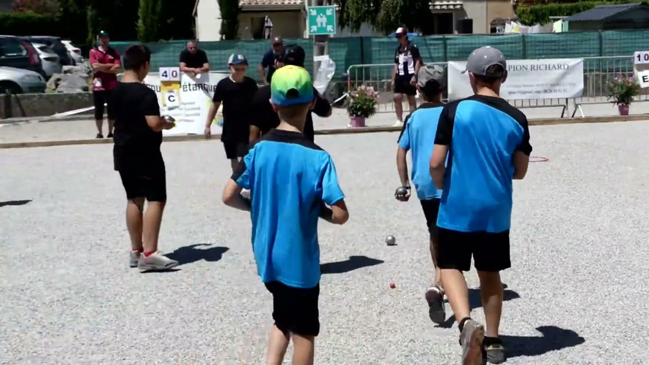 Miniature : National jeunes de Salaise-Sur-Sanne 4eme de 3eme de poule minimes