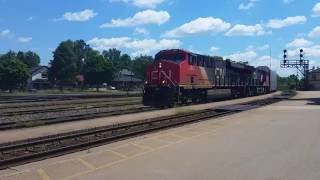 [HD] CN E231 - CN 2863 West at Brantford (July 23 2016)