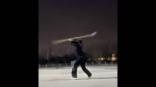 A decade of night rain in the world of martial arts has tempered my long spear to shine li