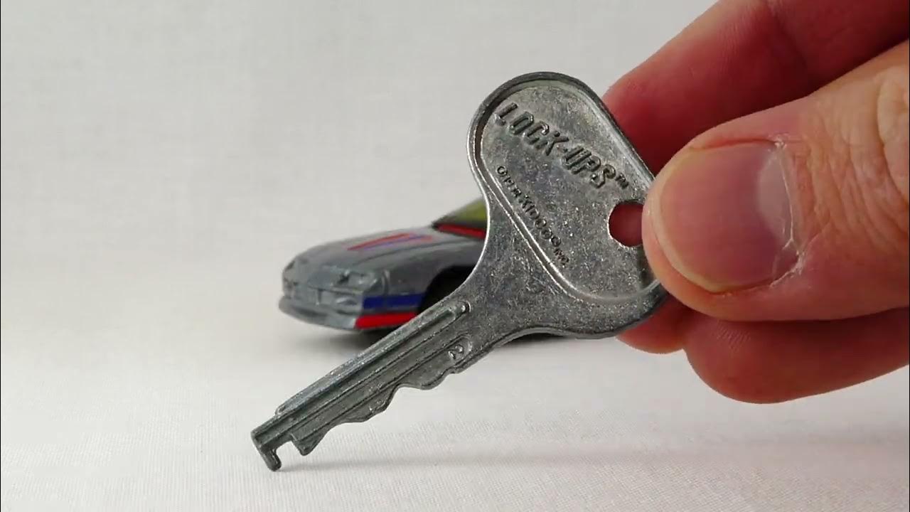 Kidco Lock-Ups - Chevrolet Camaro (With key) - YouTube