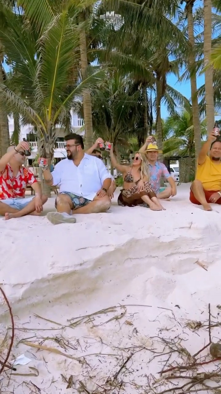 ? ENERO 31 ?Uff... ¡El día se acerca! Prepárate pa escuchar #BesitosEnLaPlaya ?? de La Casetera