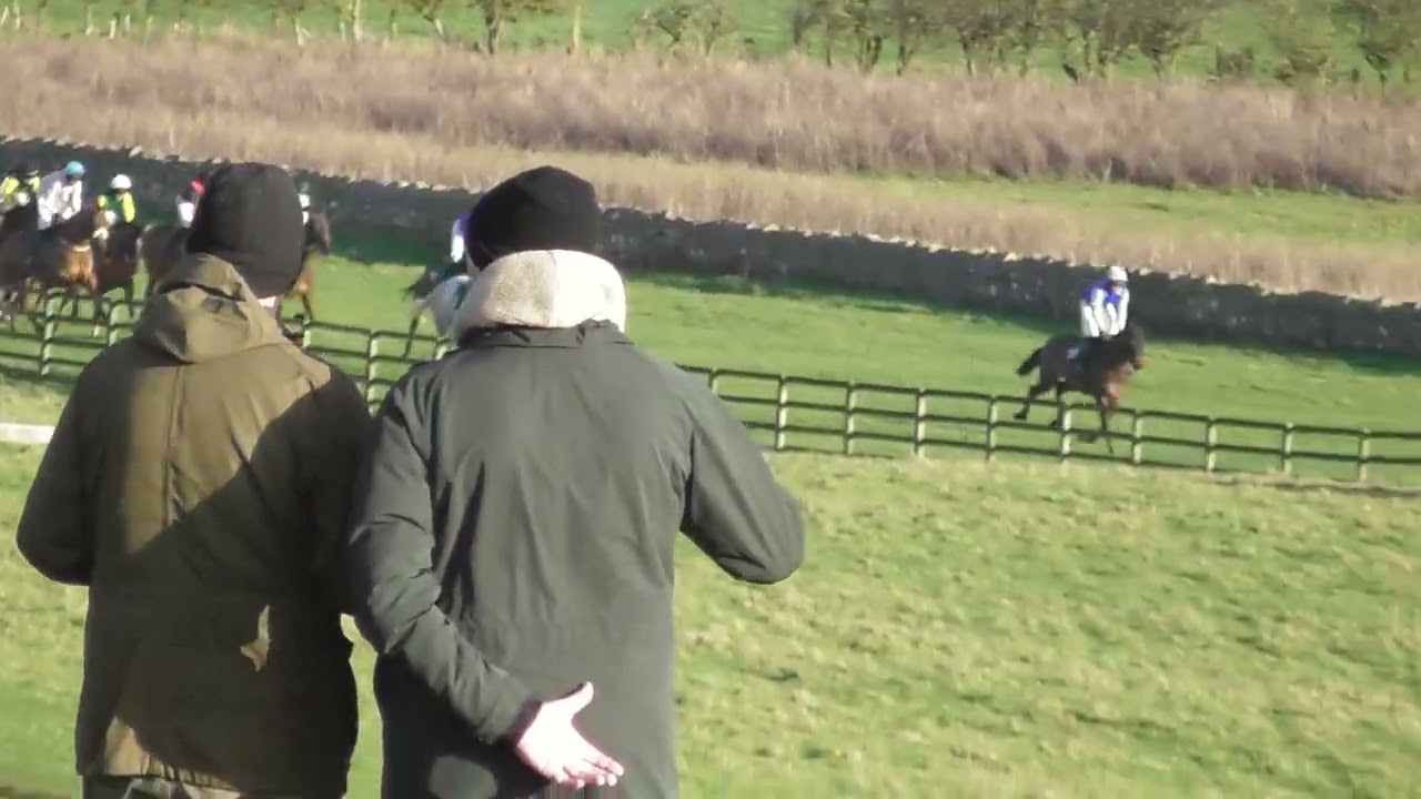 Alnwick - Maiden 3m - The Dog Thief, G Andrews.