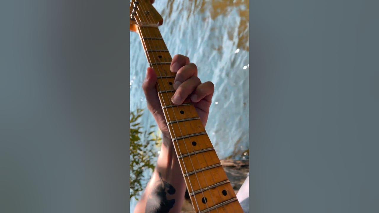 How to Play Wavy Guitar Licks! YouTube