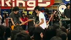 Kangen Band ft Liya The Sign - TERBANG @ derings 21 - 02 - 2011.mp4 - Durasi: 4:06. Kangen Band ft Liya The Sign - TERBANG @ derings 21 - 02 - 2011.mp4 - Durasi: 4:06.