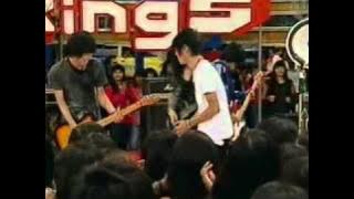 Kangen Band ft Liya The Sign - TERBANG @ derings 21 - 02 - 2011.mp4
