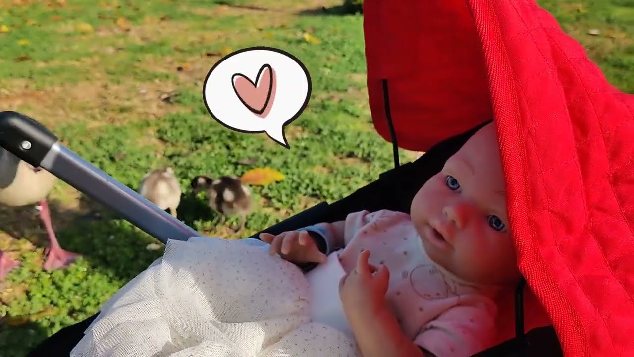 Little Mommy Princess with baby Born Doll in park 5 Little ducks Gold Fish Videos