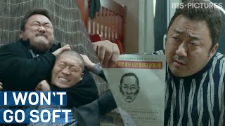 Ma Dongseok Tases Gangster | ft.Marvel Eternals Gilgamesh actor and Yoon Kyesang | The Outlaws
