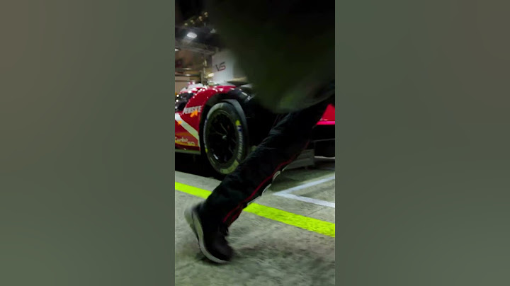 Perfect Pit Stop at 24 Hours of Le Mans by Porsche Penske Motorsport