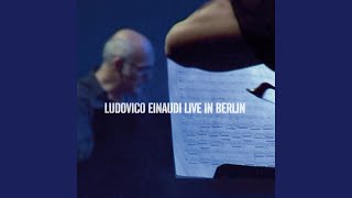 Einaudi: Svanire (Live)