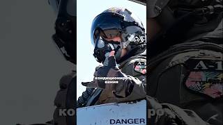 Почему Fairchild Republic A-10 Thunderbolt II выглядит так, будто горит?