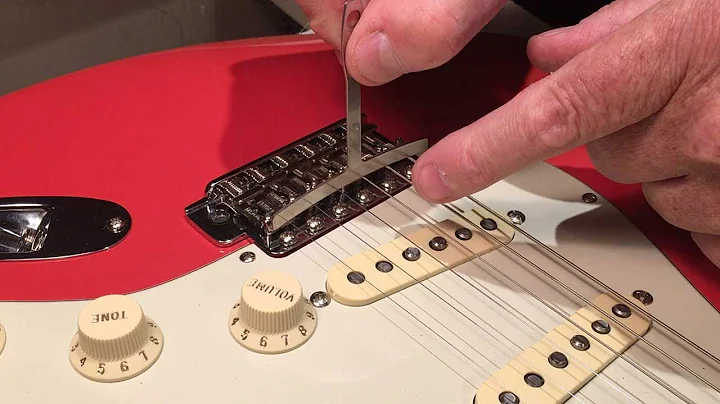How to use a radius gauge at the bridge - Fender American Vintage II '61 Strat