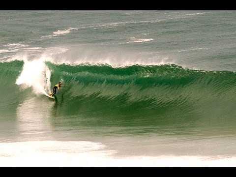 surf at Ericeira.Miguel Fortes, Paulo do Bairro, Jose Gregorio, Eric Rebiere and other..saturday and sunday..2 days dreams waves.
Music by Edward Sharpe and the magnetic zeros ( Home )