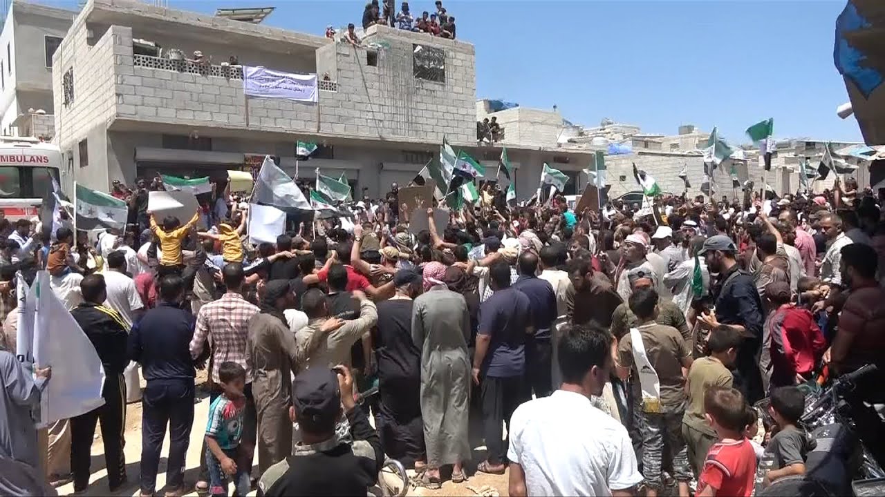 مظاهرة في مخيم طيبة الإمام 2 رفضا لانتخابات النظام ونتائجها